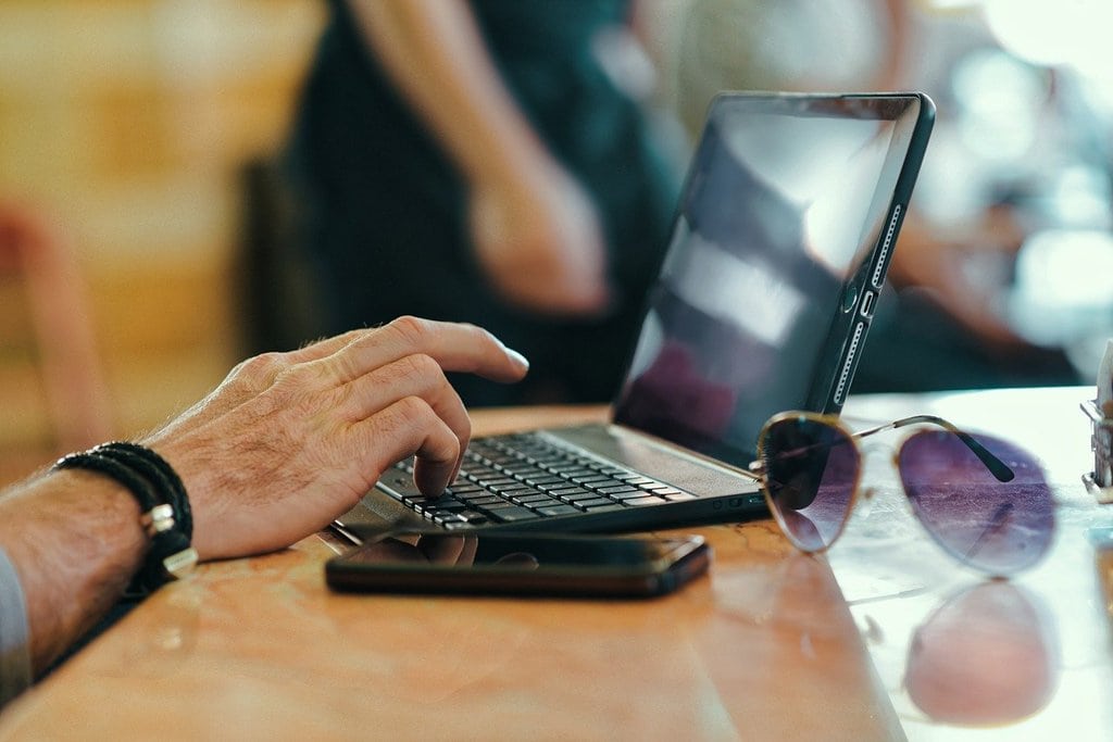 Réduire les coûts SAV de mon e-commerce avec un agent conversationnel